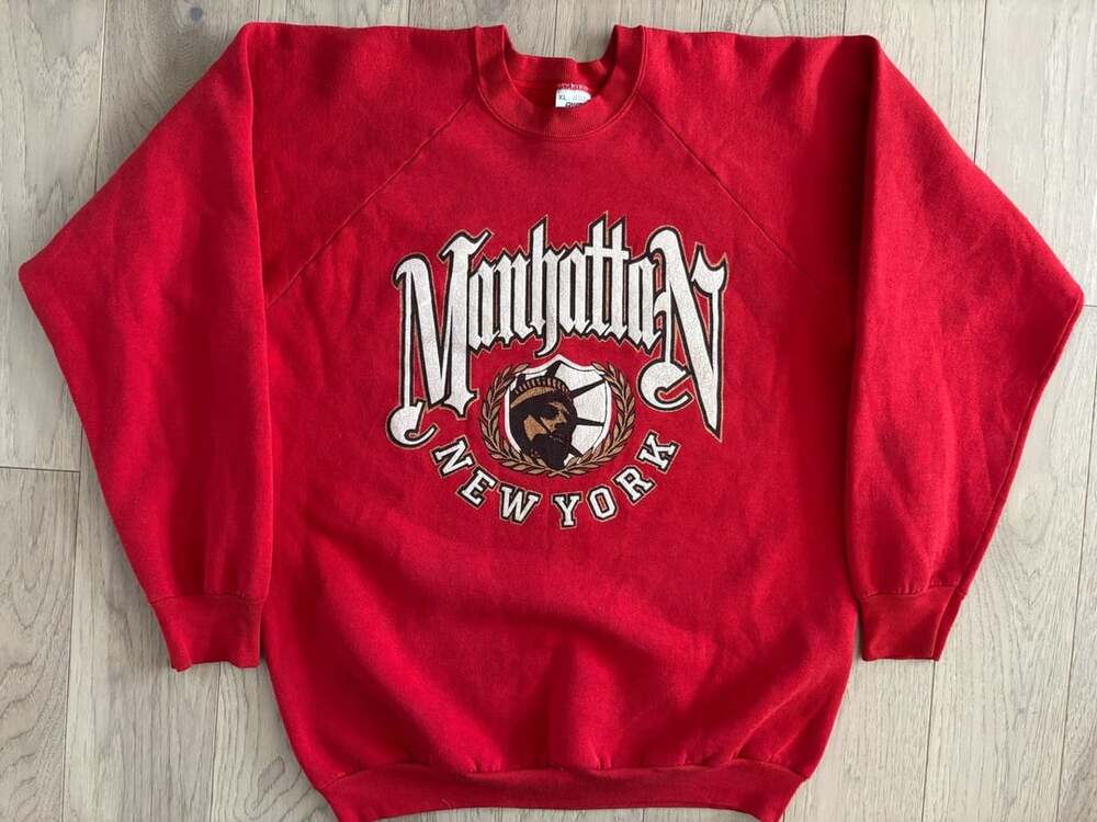 Vintage Manhattan New York Sweatshirt Size XL Red